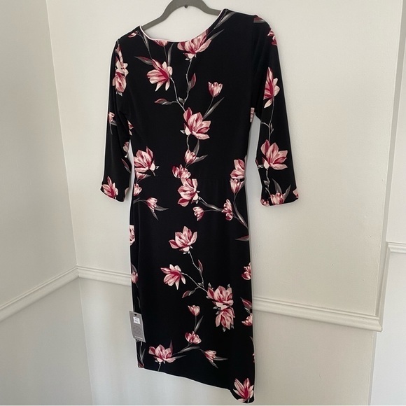 Bnwt le chateau pink black floral vNeck knee length dress - Picture 6 of 6